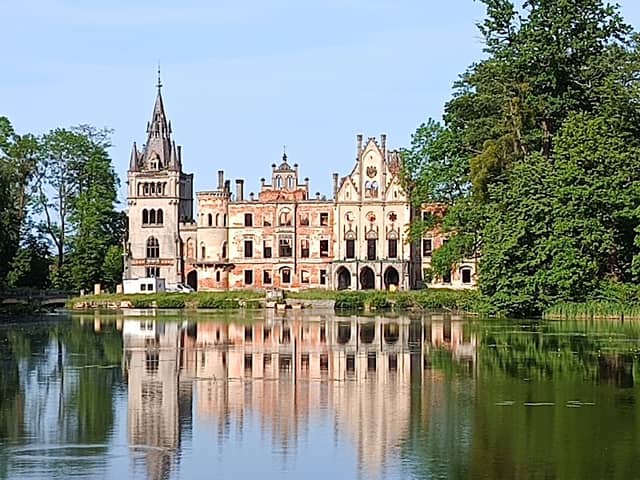 Park przy pałacu w Kopicach - Image 1
