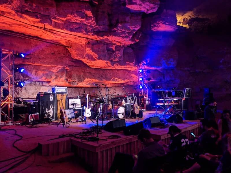 Volcano Room at Cumberland Caverns - Image 3