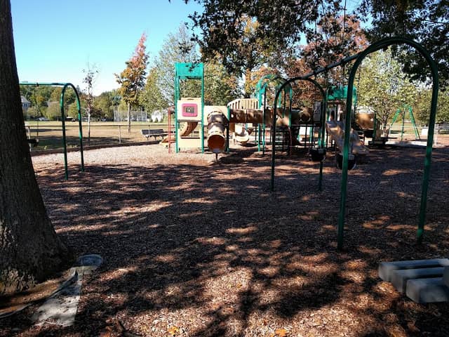Webster Park Historic District - Image 2