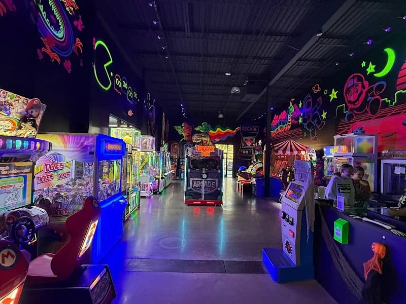 kpc LEVEL UP ARCADE - Image 1