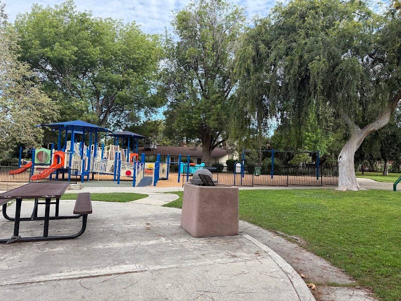 Blaisdell Park - Image 2