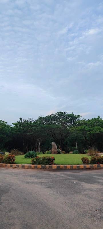 Tower rock - Image 1