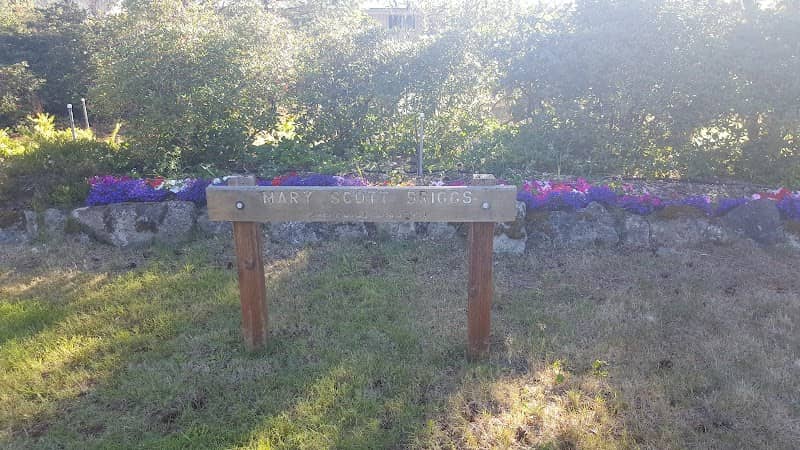 Memorial Garden - Image 1