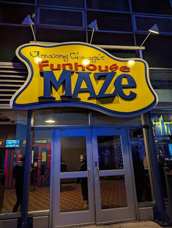 Amazing Chicago's Funhouse Maze - Image 1