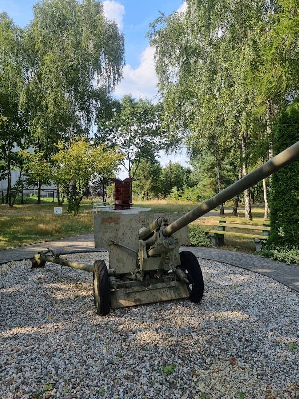 pomnik - armata - Image 1