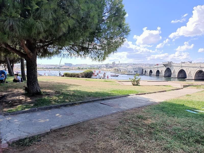 Park - Image 1
