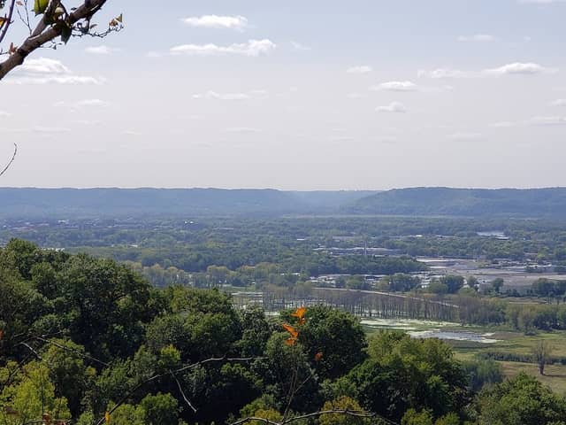 Skemp/Lenox Tract Parking - Mississippi Valley Conservancy - Image 2