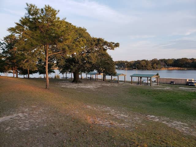 Bayview Park - Image 1