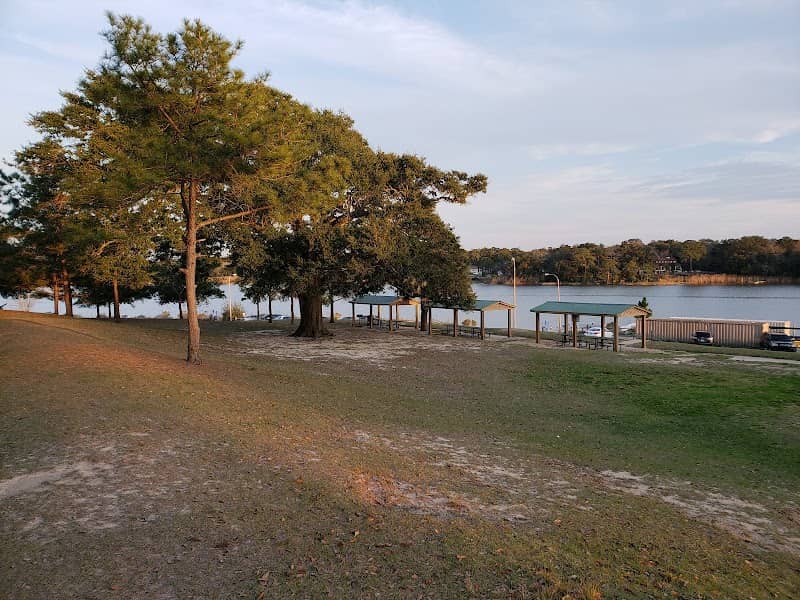 Bayview Park - Image 1