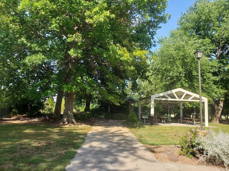 Quigg Commons - Image 2