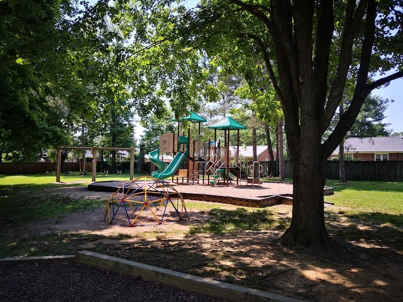 Hamilton Community Park - Image 1