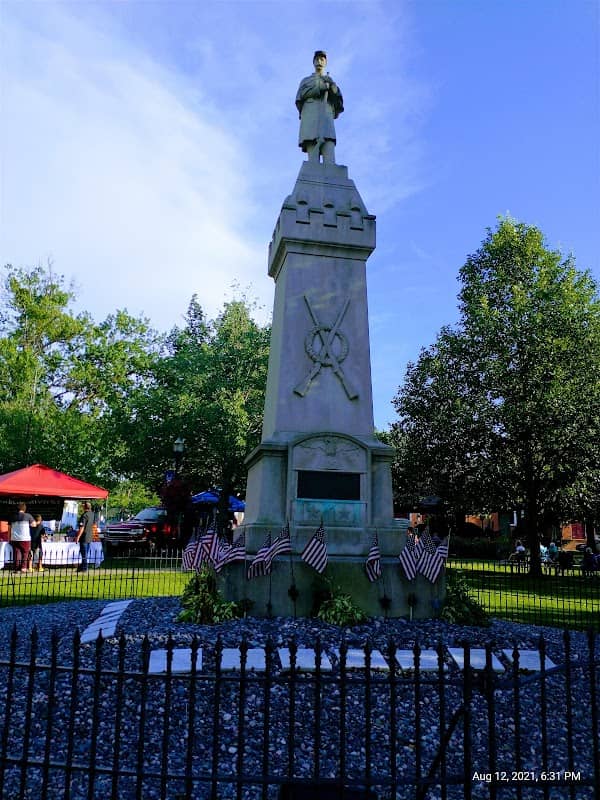 Madison Village Square Park - Image 1