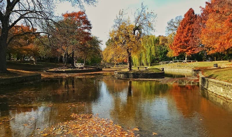 Mallon Park - Image 1