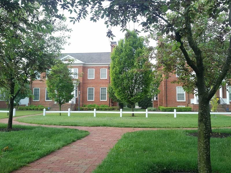 Chelsea Green Park - Image 1