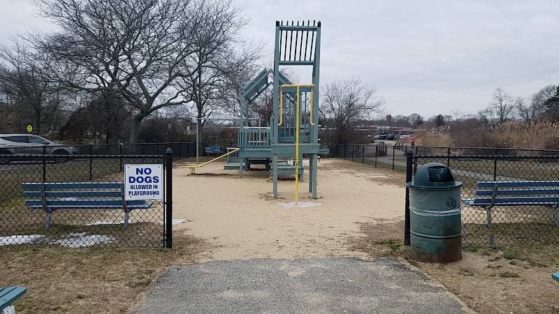 Babylon Park Ave Tennis Courts and Trails - Image 2