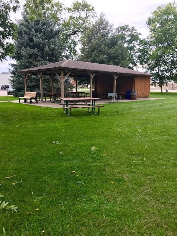 Tourist Park - Image 1