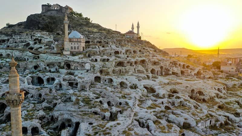 Efe Nevşehir Cappadocia Rent A Car Car Rental - Image 1