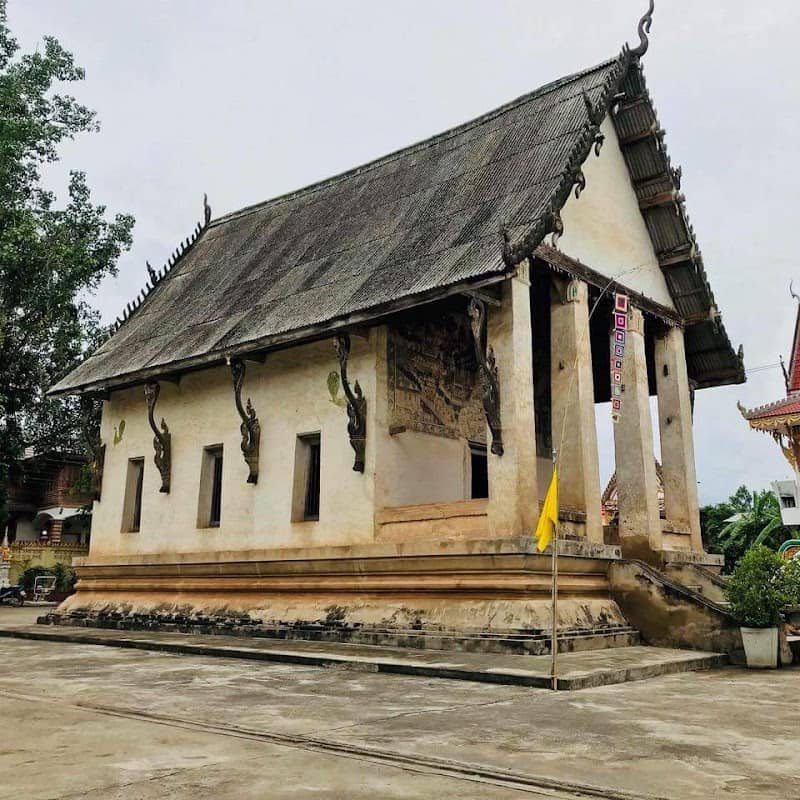 Wat Si Mongkol (Wat Ban Na Sai) - Image 1