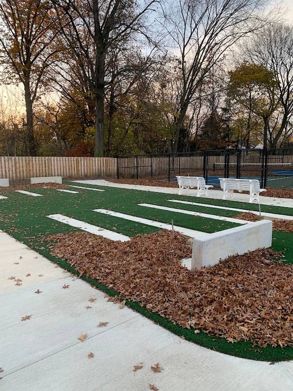 Victory Park - Image 1