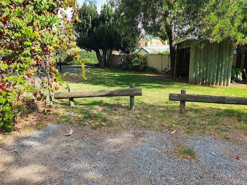 Lancelot Avenue Reserve - Image 2