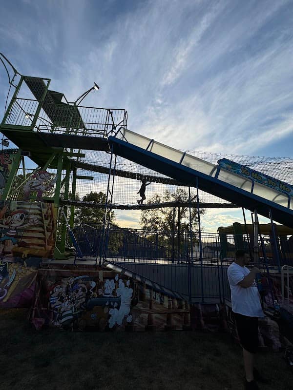 Gambill Amusements - Image 1