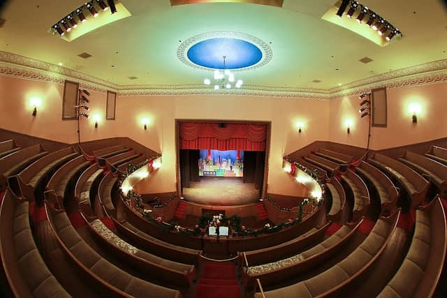 "The Woodland Opera House" Community Theatre - Image 2