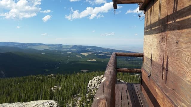Black Mountain Lookout Trailhead - Image 2