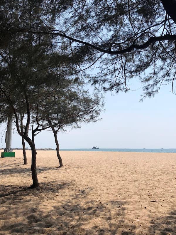 Laem Charoen Beach - Image 1