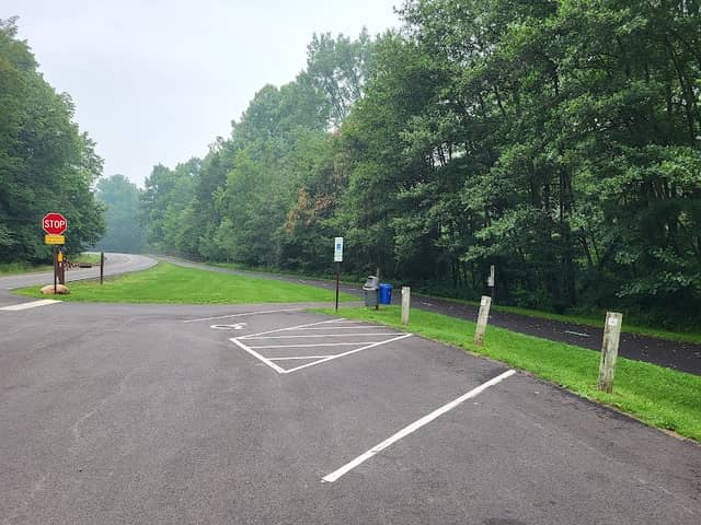 Bedford Reservation Parkway in Oakwood Village - Image 1