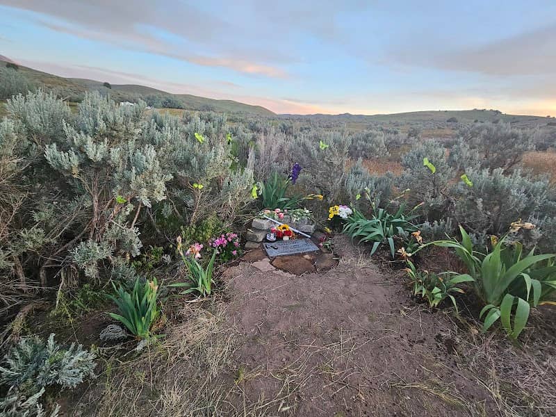 Thomas Ross Galloway Memorial - Image 1