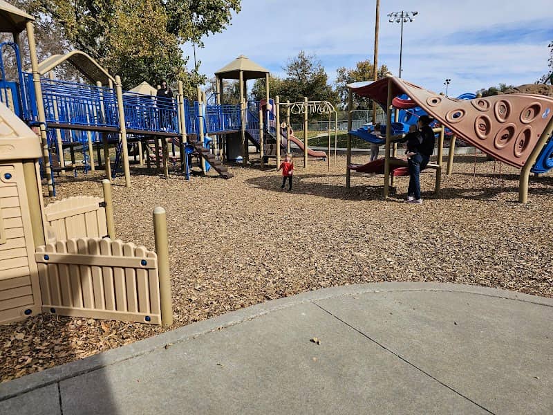 deKoevend Park - Image 1