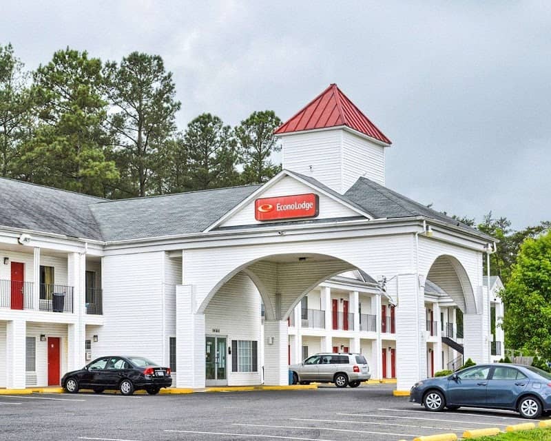 Econo Lodge Ruther Glen - Image 1