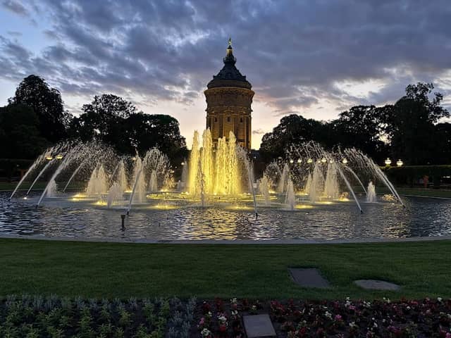 Atlanten brunnen - Image 1