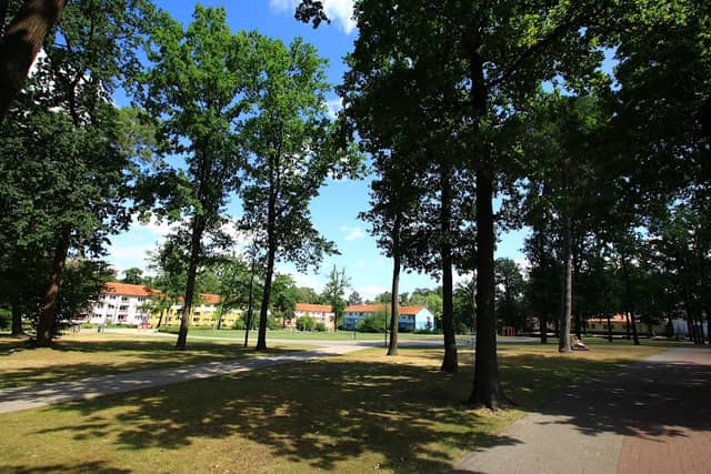 Boras Park - Image 1