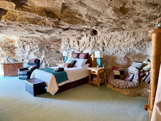 Kokopelli's Cave - Image 1