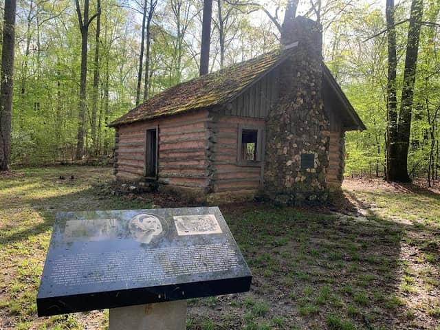 Nancy Hart Historic Park & Log Cabin - Image 2