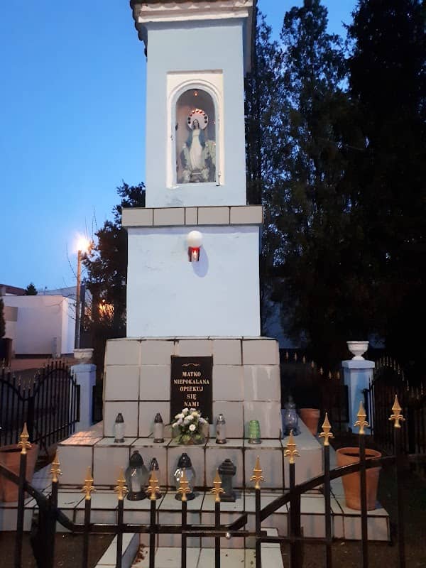 Kapliczka Matki Niepokalanej - Image 1