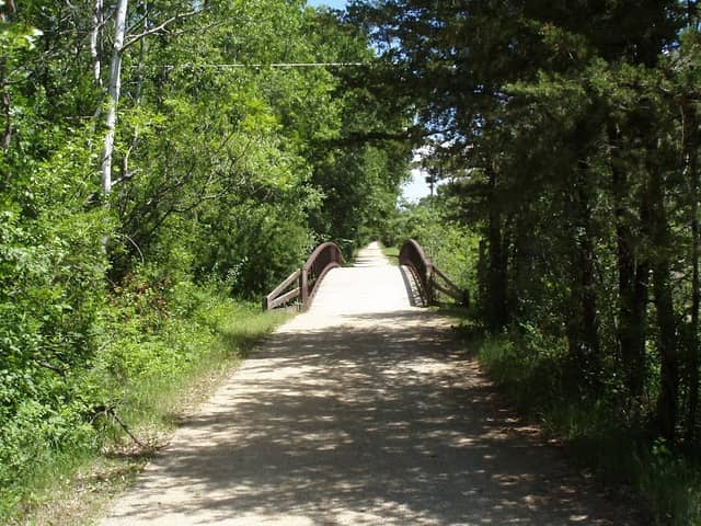 Luce Line Trailhead (Plymouth/Vicksburg Lane) - Image 1