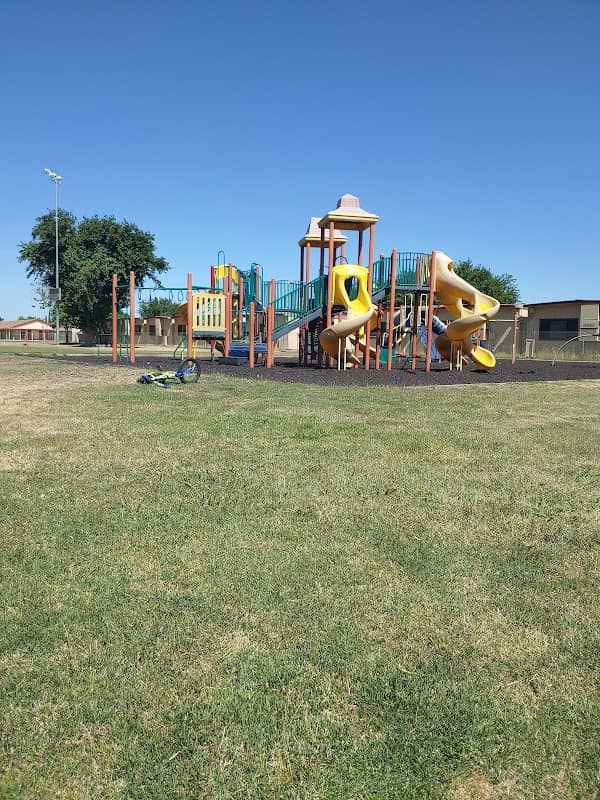 Kerman Rotary Park - Image 2