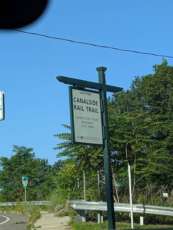 Canalside Rail Trail Parking - Image 1