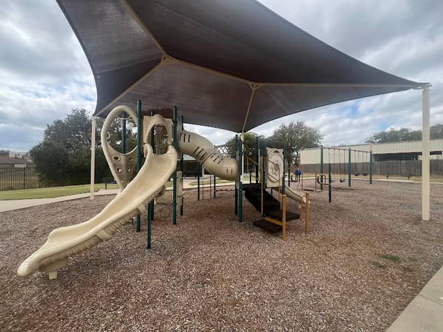 Spanish Oaks Park - Image 1