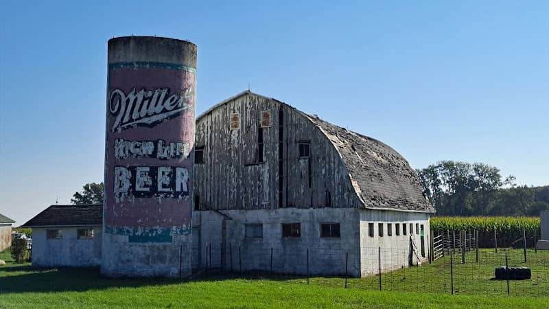 Leaning tower of miller - Image 3