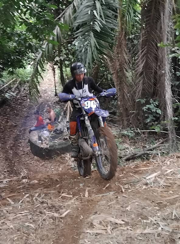 Track cross adventure Bukit munggu - Image 1