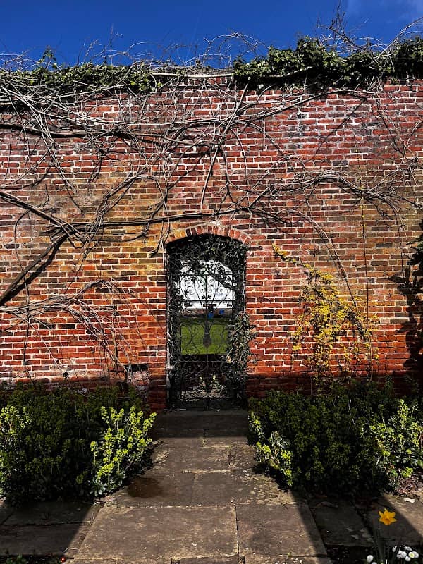 The Walled Garden - Image 2