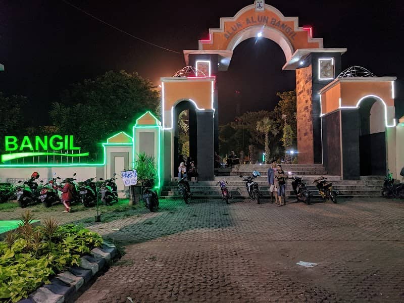 Alun-Alun Bangil - Image 2