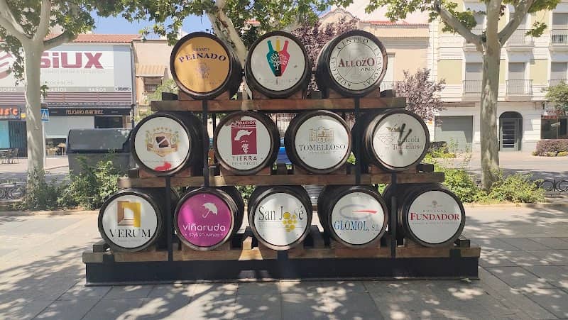 Bidones de Vino - Image 1