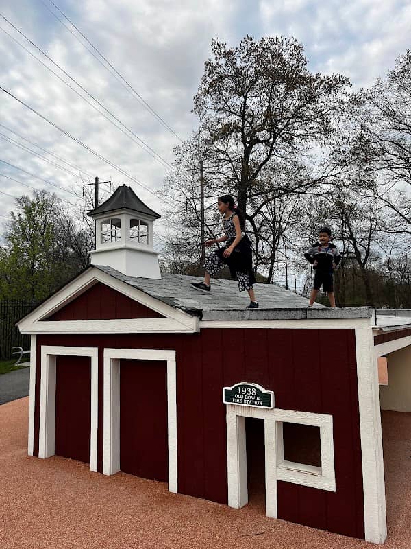 10th Street Heritage Park - Image 1