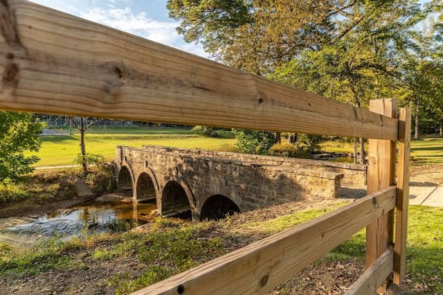 Town Creek Park - Image 1