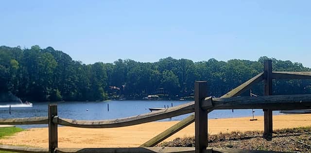 Little Beach - Private Park - Image 2