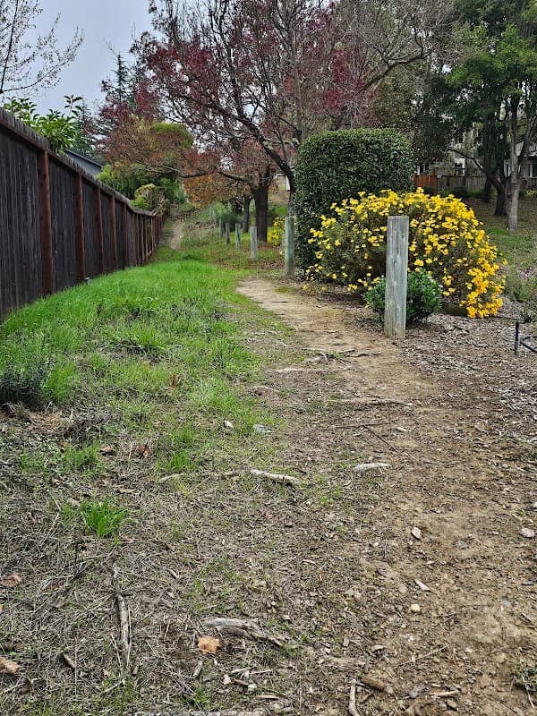 Myrtle Place Trail - Image 1